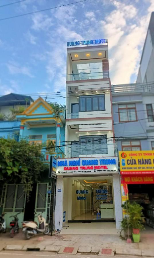 Nhà Nghỉ QUANG TRUNG Dong Van  Exterior foto