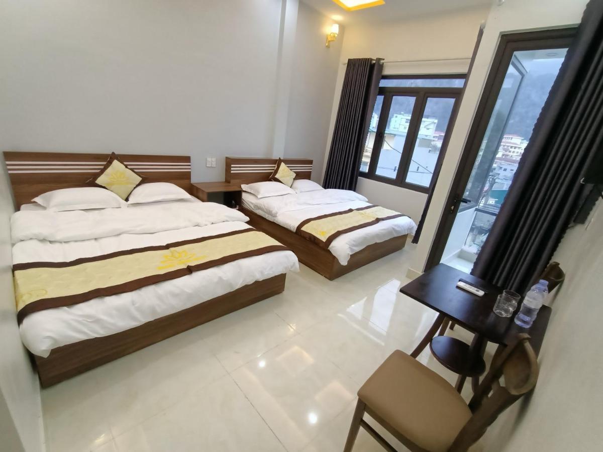Nhà Nghỉ QUANG TRUNG Dong Van  Exterior foto