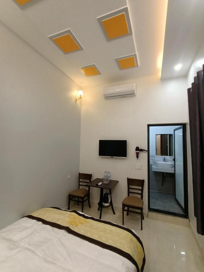 Nhà Nghỉ QUANG TRUNG Dong Van  Exterior foto