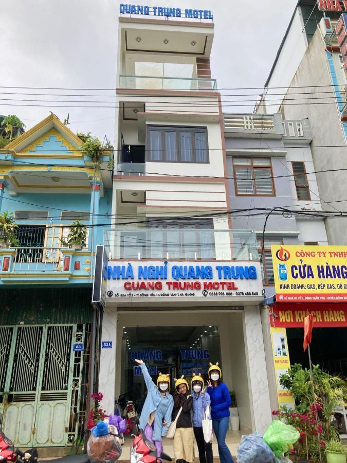 Nhà Nghỉ QUANG TRUNG Dong Van  Exterior foto