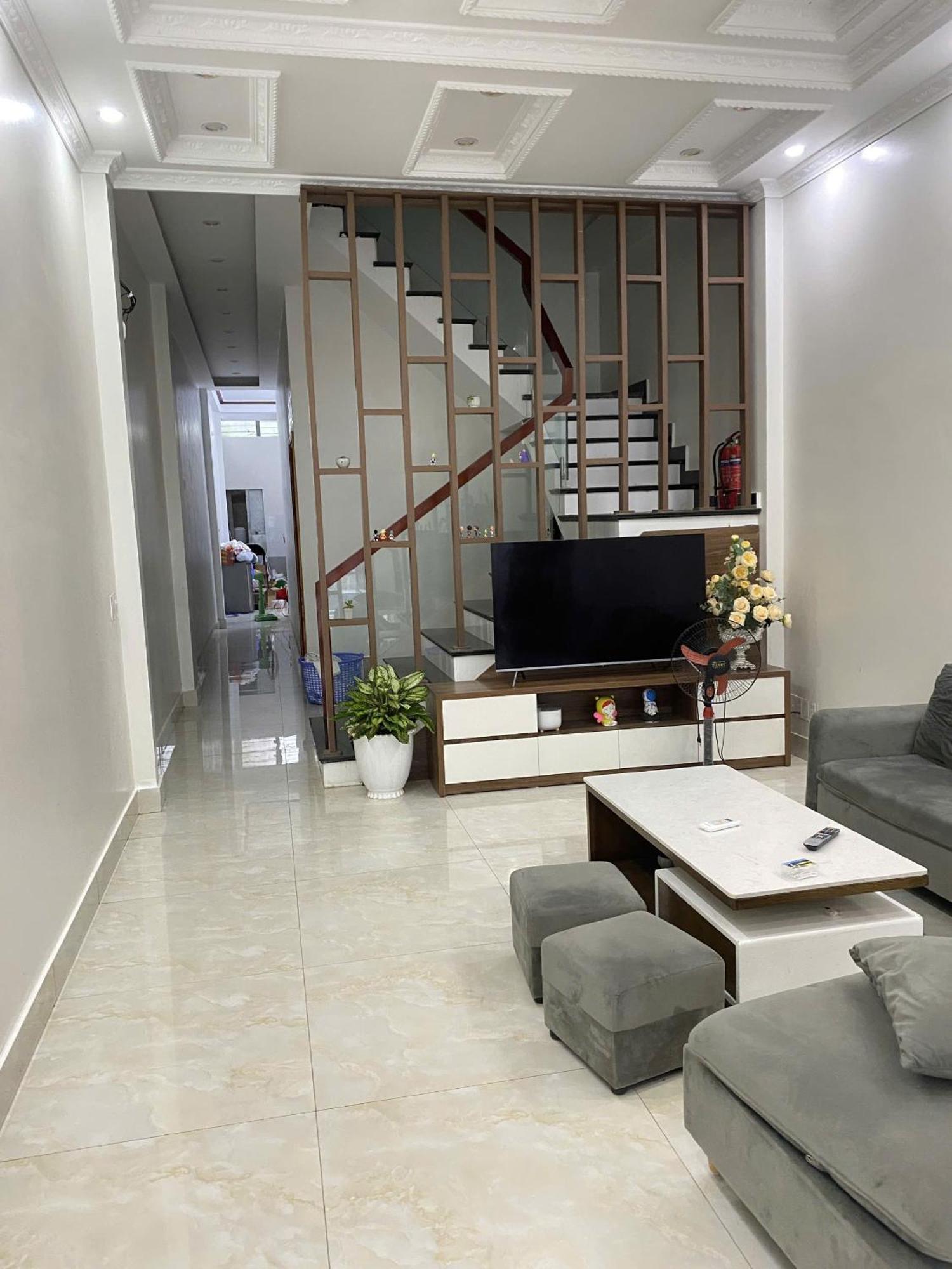 Nhà Nghỉ QUANG TRUNG Dong Van  Exterior foto